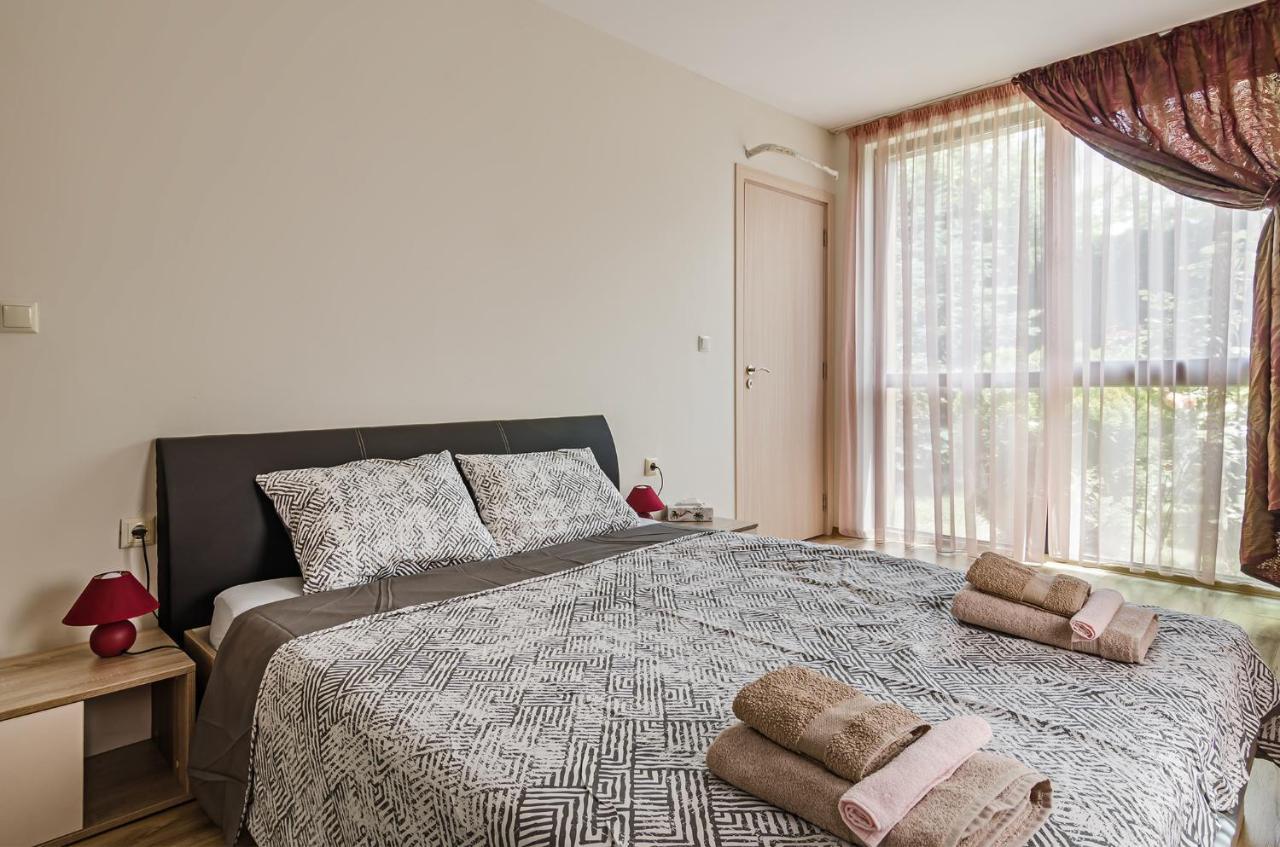 Apartmán Garden Palace Varna Exteriér fotografie